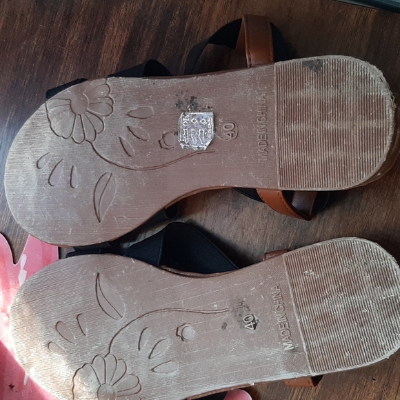 🆕️ NWOT Shein Sandals - Picture 3 of 3